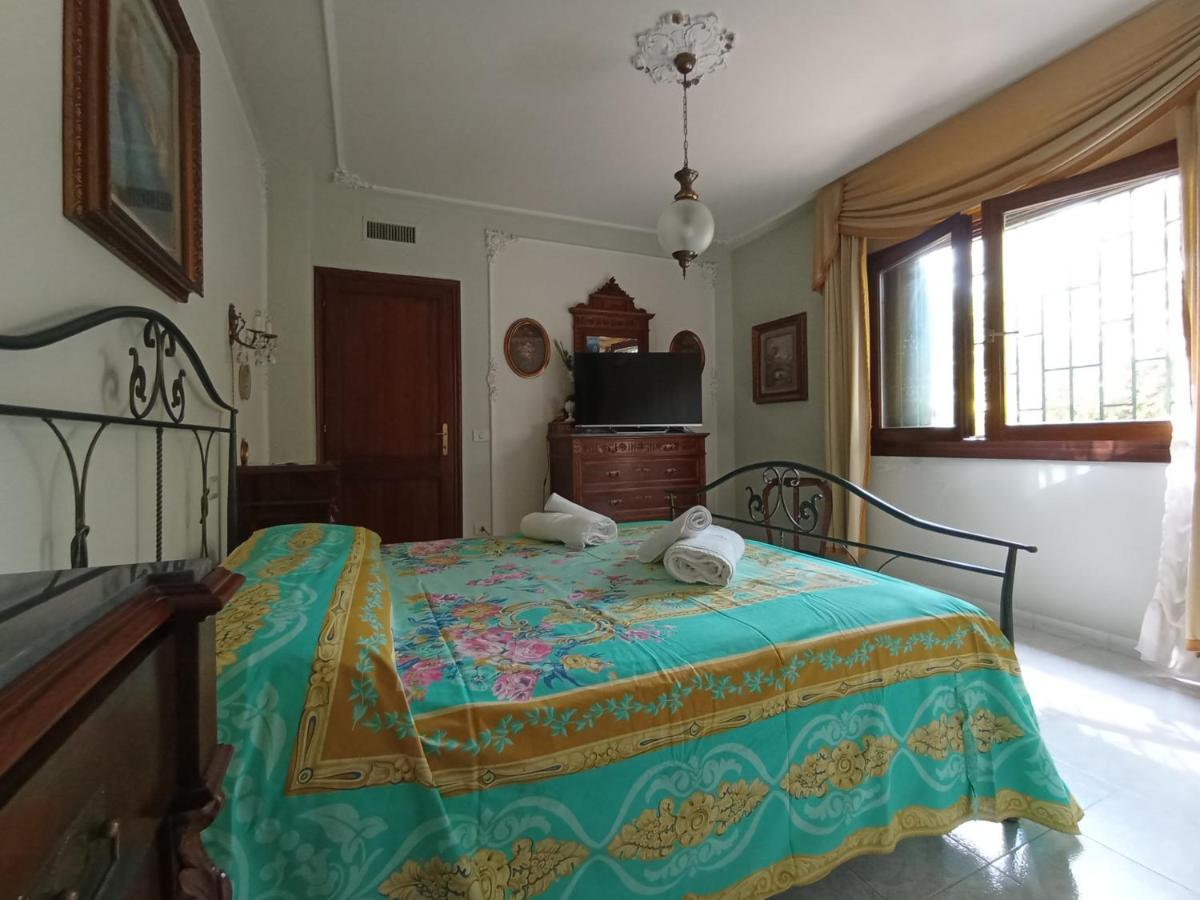 Domus Garden Bed & Breakfast Olbia Eksteriør bilde